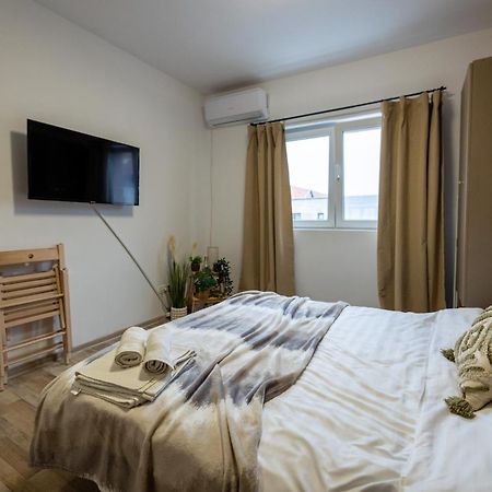 Cozy Studio Retreat - Quiet, Premium Stay 蒂米什瓦拉 外观 照片